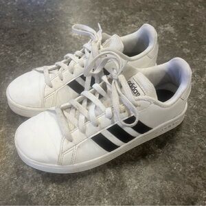 Adidas Grand court 2.0 White and Black Sneakers